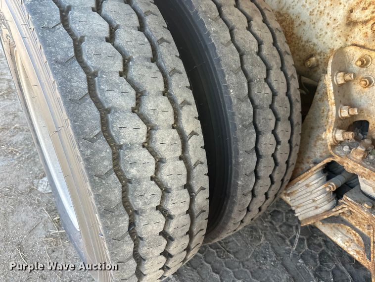 image for item DW4357 2006 Kenworth W900 ready mix truck