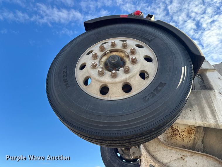 image for item DW4357 2006 Kenworth W900 ready mix truck