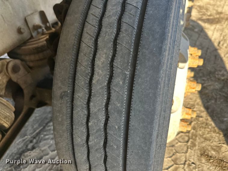 image for item DW4357 2006 Kenworth W900 ready mix truck