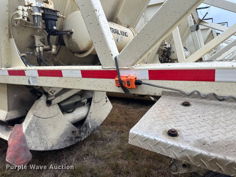 image for item DW4385 2016 Trail King TKBD1W26-433 bottom dump trailer