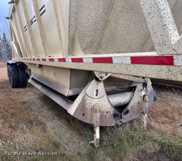 image for item DW4385 2016 Trail King TKBD1W26-433 bottom dump trailer