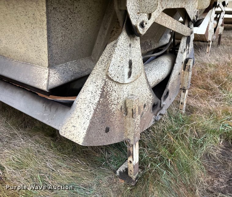 image for item DW4385 2016 Trail King TKBD1W26-433 bottom dump trailer