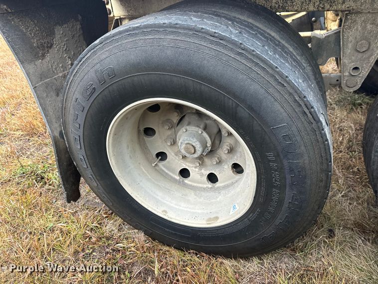 image for item DW4385 2016 Trail King TKBD1W26-433 bottom dump trailer