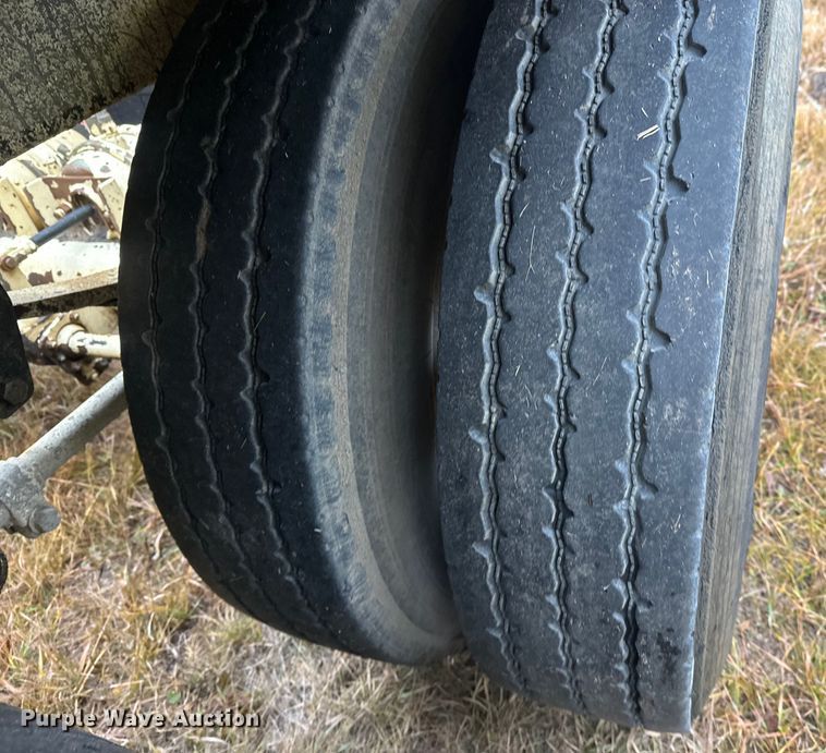 image for item DW4385 2016 Trail King TKBD1W26-433 bottom dump trailer