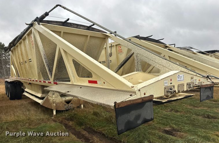 image for item DW4386 2016 Trail King TKBD1W26-433 bottom dump trailer