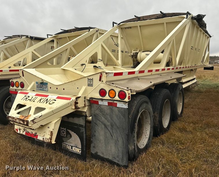 image for item DW4386 2016 Trail King TKBD1W26-433 bottom dump trailer