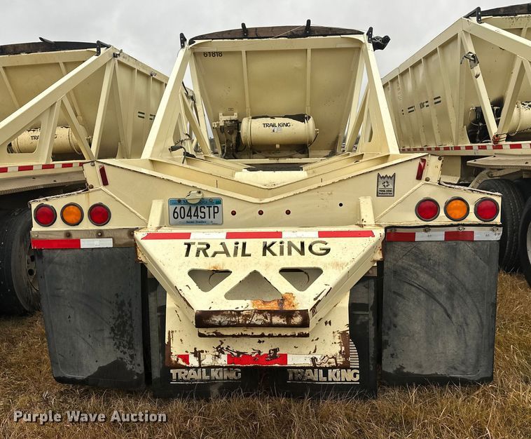 image for item DW4386 2016 Trail King TKBD1W26-433 bottom dump trailer