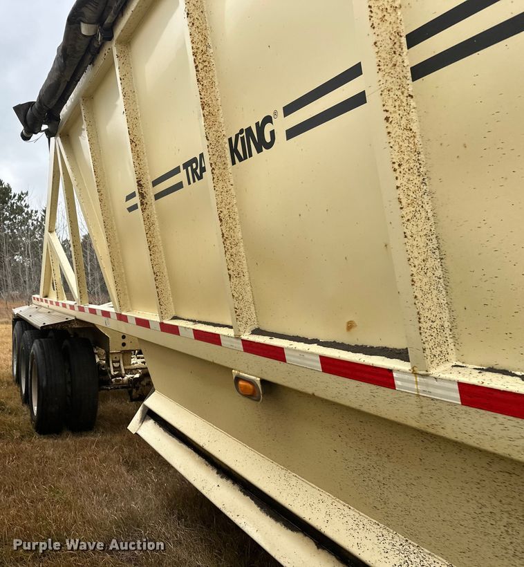 image for item DW4386 2016 Trail King TKBD1W26-433 bottom dump trailer