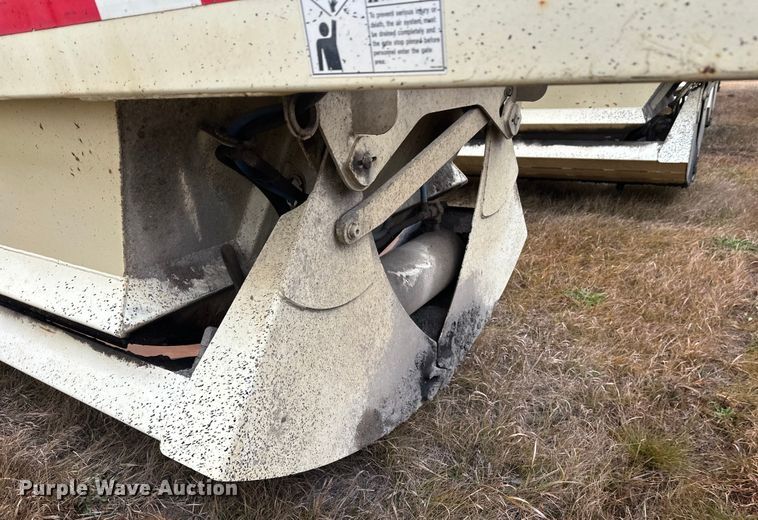 image for item DW4386 2016 Trail King TKBD1W26-433 bottom dump trailer