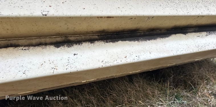 image for item DW4386 2016 Trail King TKBD1W26-433 bottom dump trailer