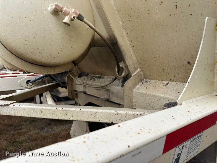 image for item DW4386 2016 Trail King TKBD1W26-433 bottom dump trailer