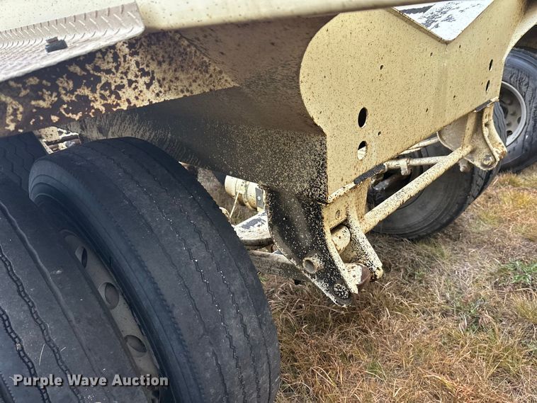 image for item DW4386 2016 Trail King TKBD1W26-433 bottom dump trailer