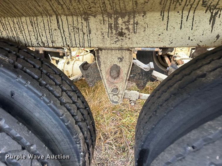 image for item DW4386 2016 Trail King TKBD1W26-433 bottom dump trailer