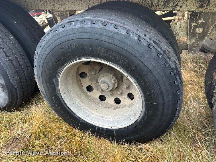 image for item DW4386 2016 Trail King TKBD1W26-433 bottom dump trailer