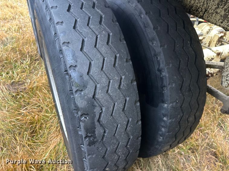 image for item DW4386 2016 Trail King TKBD1W26-433 bottom dump trailer