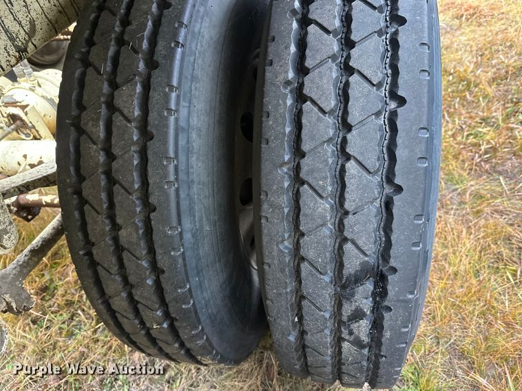 image for item DW4386 2016 Trail King TKBD1W26-433 bottom dump trailer