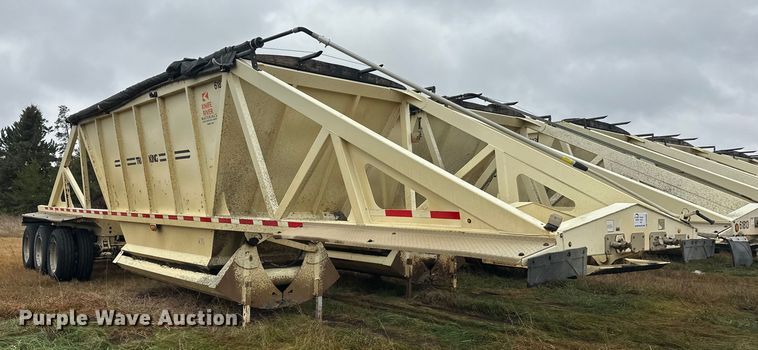 image for item DW4387 2016 Trail King TKBD1W26-433 bottom dump trailer