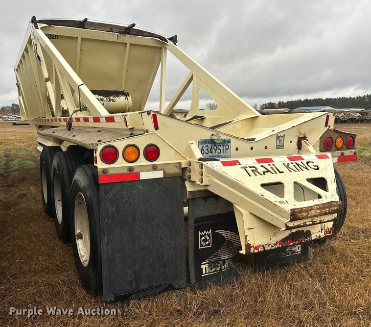 image for item DW4387 2016 Trail King TKBD1W26-433 bottom dump trailer