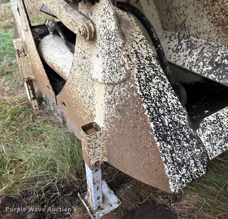 image for item DW4387 2016 Trail King TKBD1W26-433 bottom dump trailer