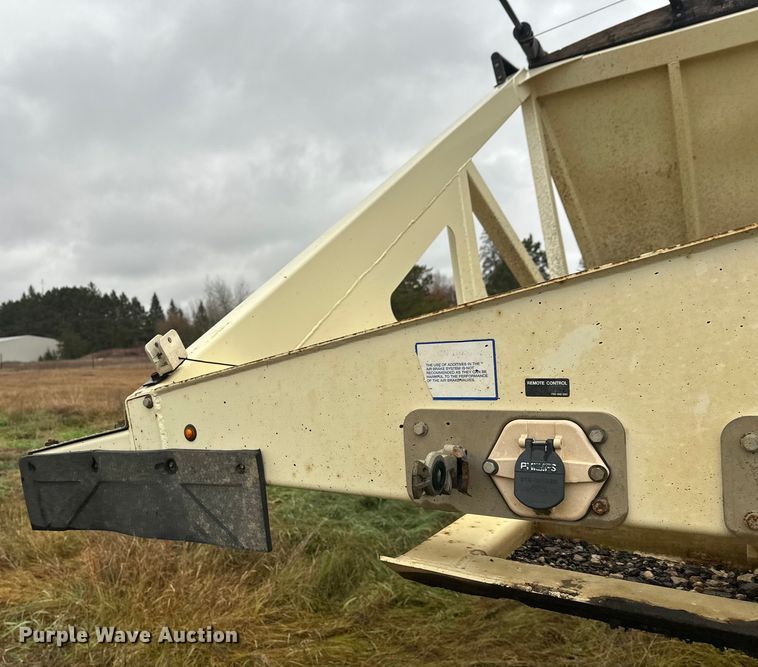 image for item DW4387 2016 Trail King TKBD1W26-433 bottom dump trailer