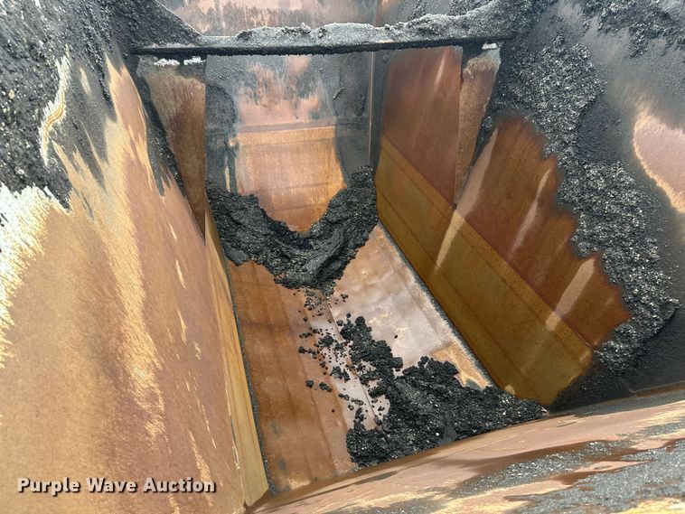 image for item DW4387 2016 Trail King TKBD1W26-433 bottom dump trailer