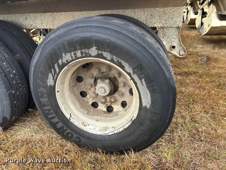 image for item DW4387 2016 Trail King TKBD1W26-433 bottom dump trailer