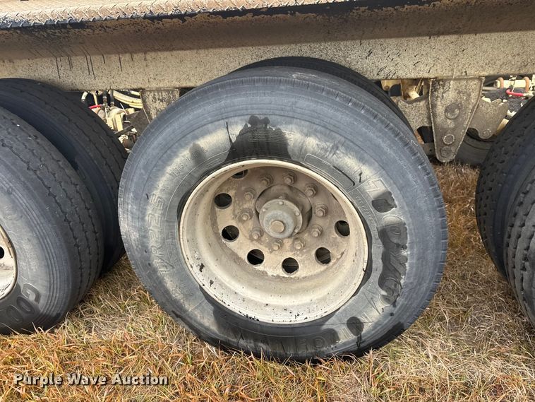 image for item DW4387 2016 Trail King TKBD1W26-433 bottom dump trailer