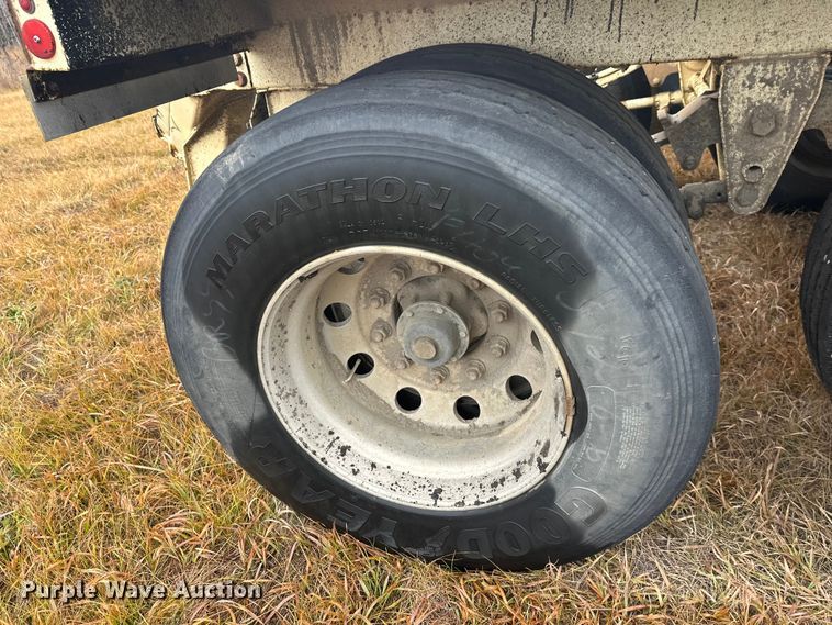 image for item DW4387 2016 Trail King TKBD1W26-433 bottom dump trailer