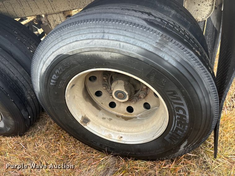 image for item DW4387 2016 Trail King TKBD1W26-433 bottom dump trailer