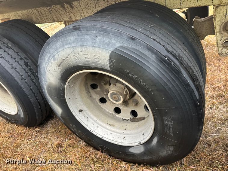 image for item DW4387 2016 Trail King TKBD1W26-433 bottom dump trailer