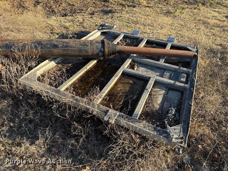 image for item DW5189 1990 East end dump trailer