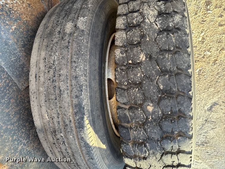 image for item DW5190 1991 Fruehauf DFA-30-53-102-T2 end dump trailer