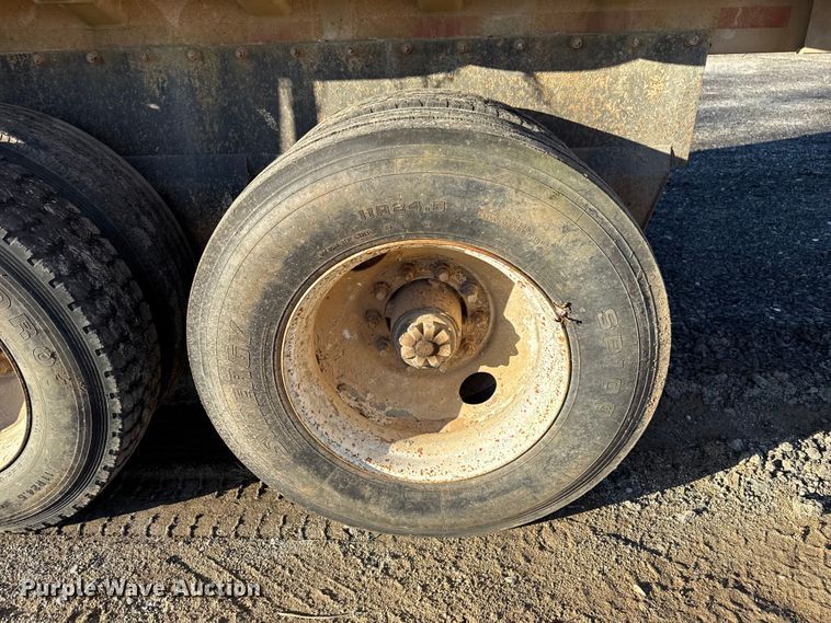 image for item DW5190 1991 Fruehauf DFA-30-53-102-T2 end dump trailer