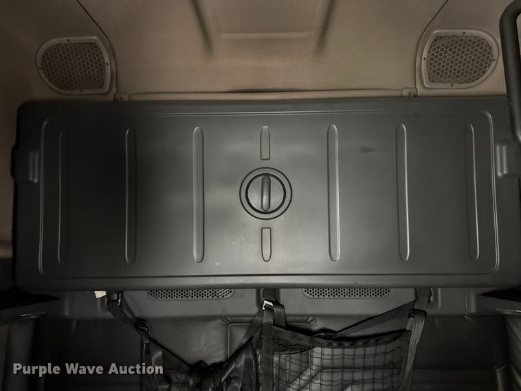 image for item DW6683 2016 Freightliner Cascadia semi truck