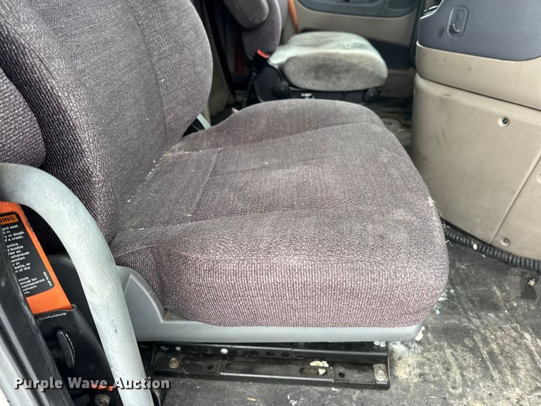 image for item DW6683 2016 Freightliner Cascadia semi truck