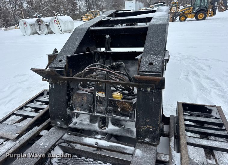 image for item DW6685 2007 Eager Beaver 50GSL-PT lowboy equipment trailer