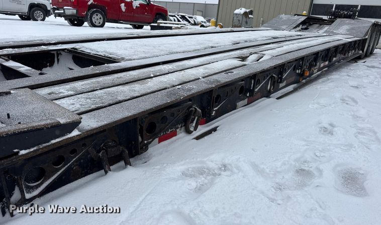 image for item DW6685 2007 Eager Beaver 50GSL-PT lowboy equipment trailer