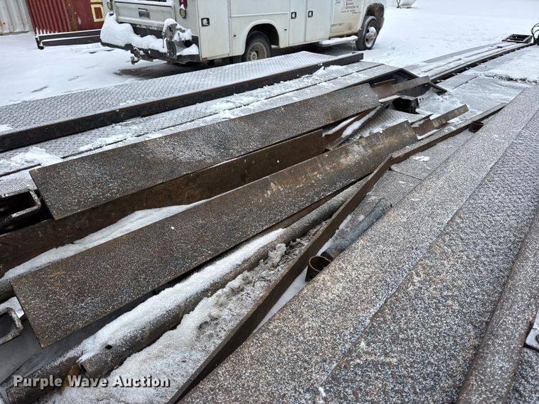 image for item DW6685 2007 Eager Beaver 50GSL-PT lowboy equipment trailer