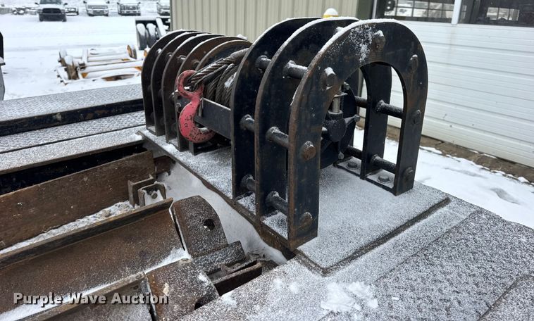 image for item DW6685 2007 Eager Beaver 50GSL-PT lowboy equipment trailer