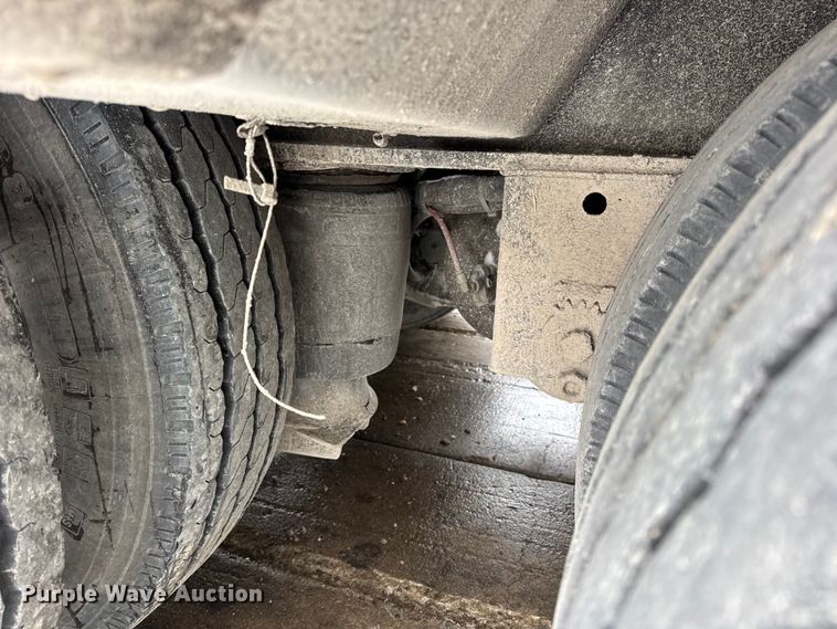 image for item DW6685 2007 Eager Beaver 50GSL-PT lowboy equipment trailer