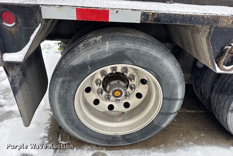 image for item DW6685 2007 Eager Beaver 50GSL-PT lowboy equipment trailer