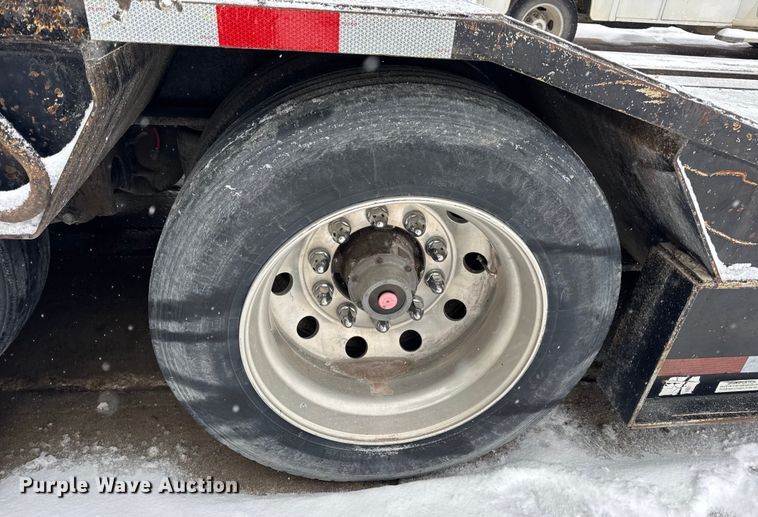 image for item DW6685 2007 Eager Beaver 50GSL-PT lowboy equipment trailer