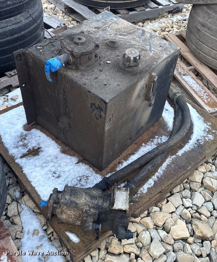 image for item DW6697 Truck parts