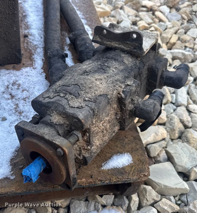 image for item DW6697 Truck parts