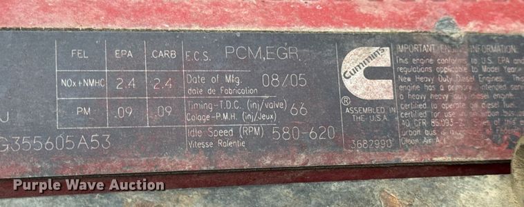 image for item DW6739 2006 Peterbilt 378 semi truck