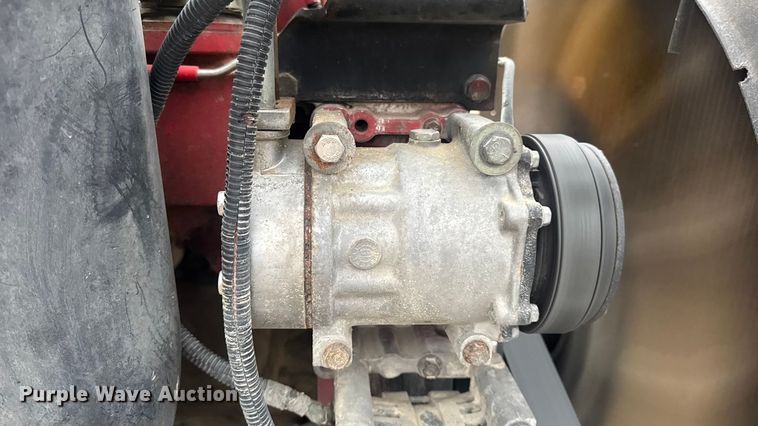 image for item DW6739 2006 Peterbilt 378 semi truck