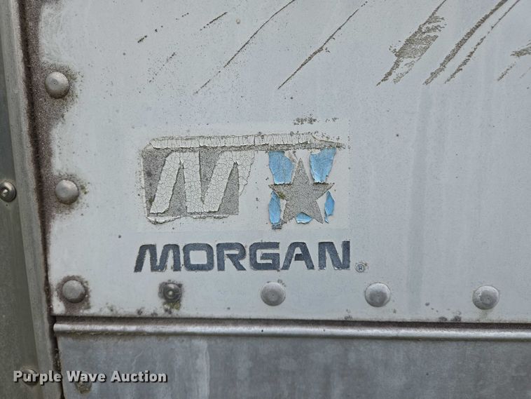 image for item DW7054 2003 International 4200 box truck