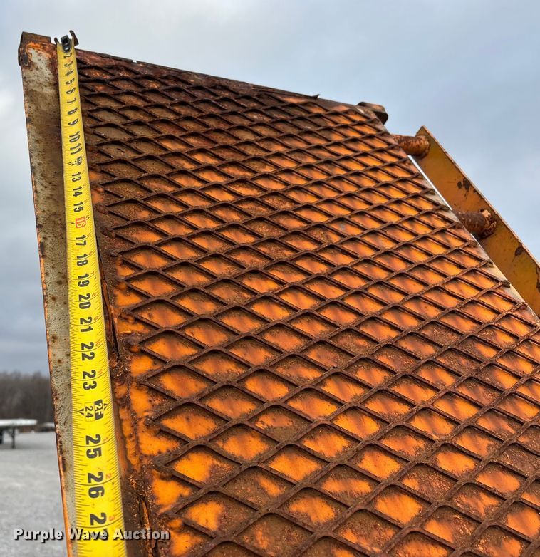 image for item DW7320 2003 Delavan Industries DDT car carrier