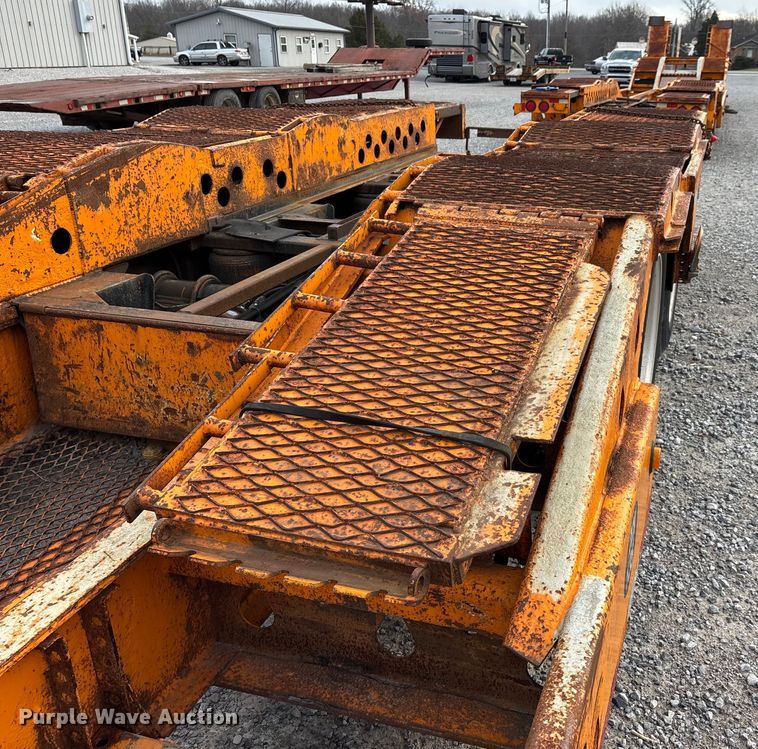 image for item DW7320 2003 Delavan Industries DDT car carrier