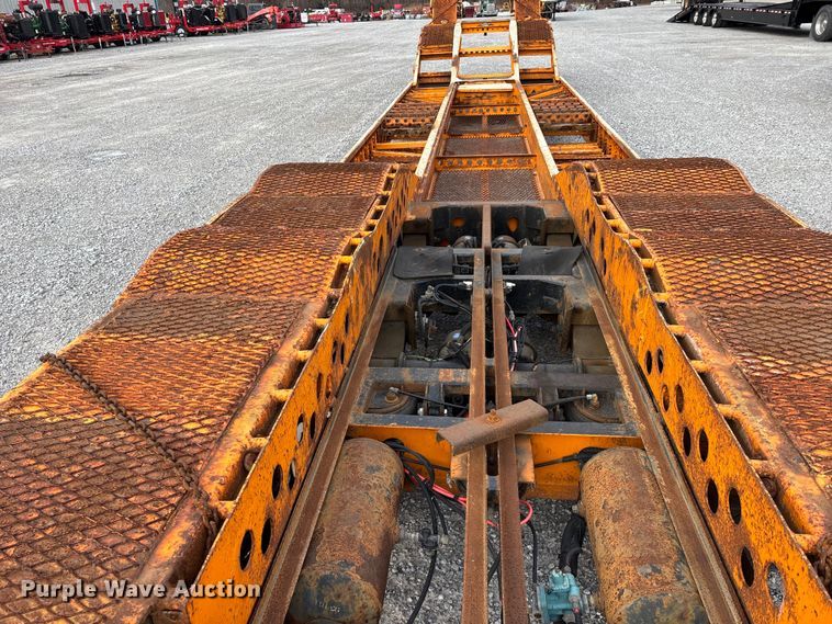 image for item DW7320 2003 Delavan Industries DDT car carrier